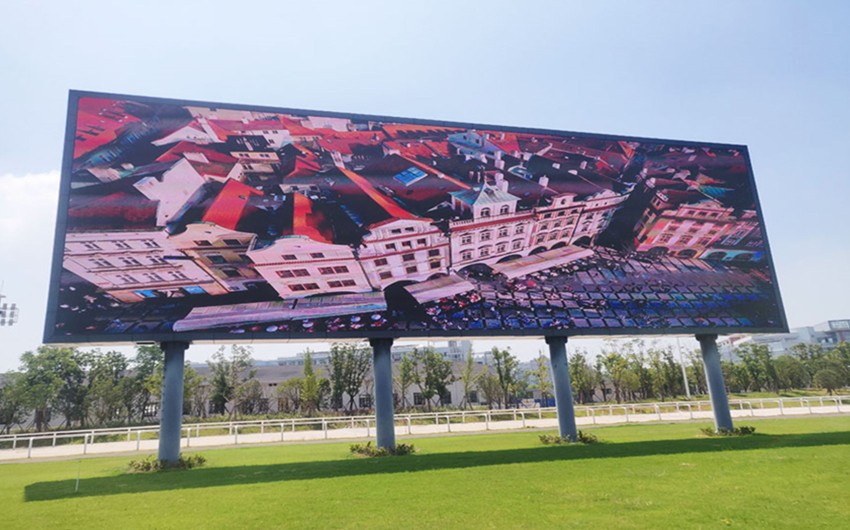 How Do LED Advertisement Displays Boost Your Business